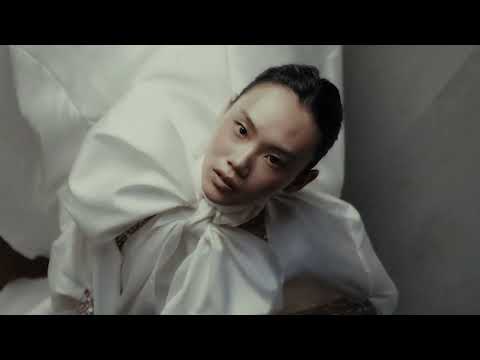 ELIE SAAB BRIDAL Fall 2026 | Belle Enigme