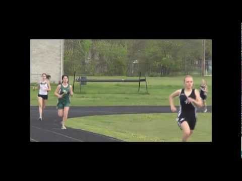 Girls 4 x 800 relay