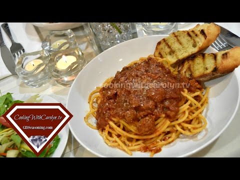 SLOW COOKER ITALIAN SAUSAGE RAGU with BUCATINI PASTA RECIPE | Cooking With Carolyn