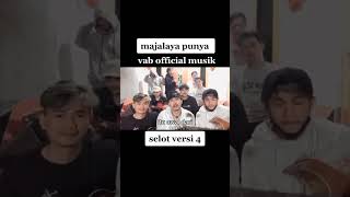 Download lagu FYP TIKTOK SELOT by Vey aa bandung#trandingshorts #coversong #viralvideo #slot #slotgacorharini #fyp mp3