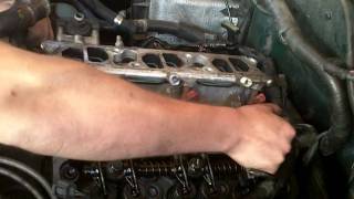 Putting the lower intake on my 1997 Ford Explorer 4.0 OHV sport 4wd