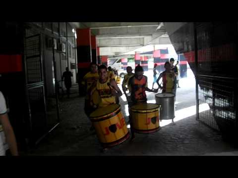 Ensaio Bateria Torcida Jovem do Sport - A Jovem é Foda!