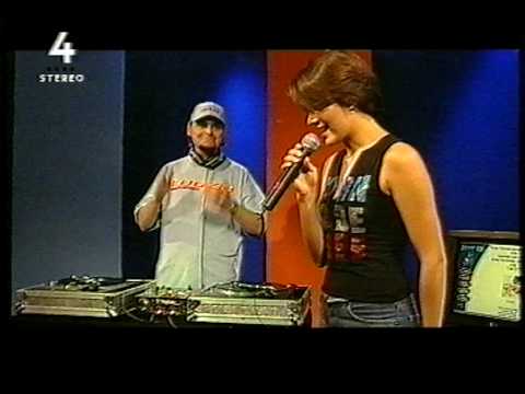 Sylwia Wiśniewska feat. Dj Funky Filon - "Odpływają kawiarenki"