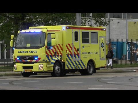 A1, IC-Ambulance 13-302 naar het VUmc vanaf Zaans Medisch Centrum