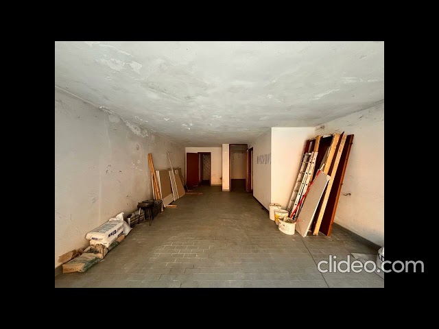 LOCALE DEPOSITO CON POSTO AUTO