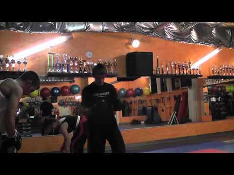 2011-10-13 Gurtprüfung der Junioren im Kickthaiboxen im Sugambrer Fightclub Würzburg