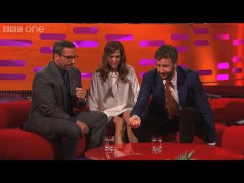 A Massive Fly Invades the Studio – The Graham Norton Show