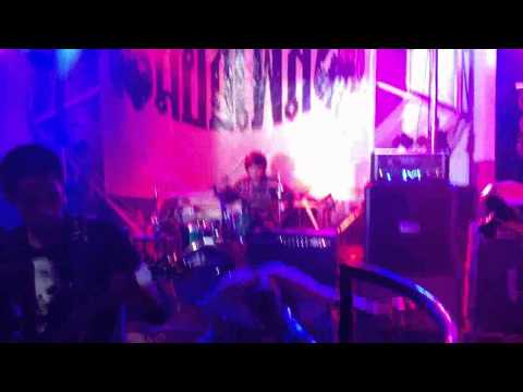 Warning Broken - Whore To A Chainsaw [TAIM Cover] LIVE at Mosh Fest#1 Pakchong 07/07/2012
