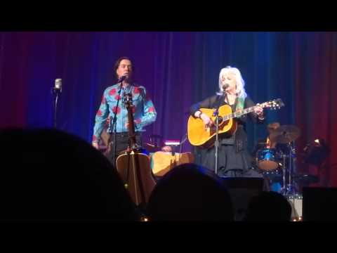 Emmylou Harris & Rufus Wainwright: Coat of Many Colors