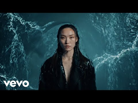 Konstantin Yoodza - Shadow Between the Silence (Official Video)