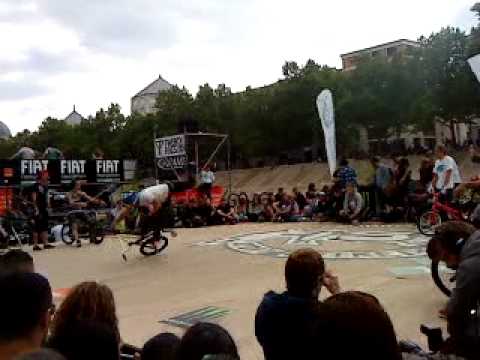 FISE 2010 MONTPELLIER BMX XTREM