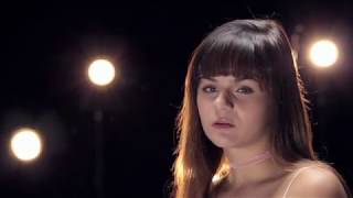 Martina Attili - Un incubo ogni giorno