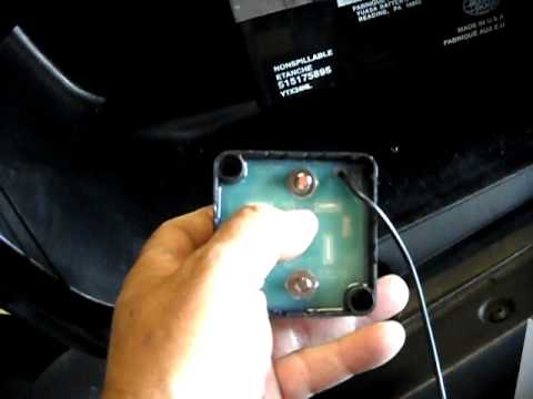 Second Battery on a Spyder RT