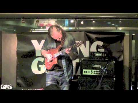 Alex Hutchings & Laney Amps Mini live 10 by YOUNG GUITAR (Song 7)