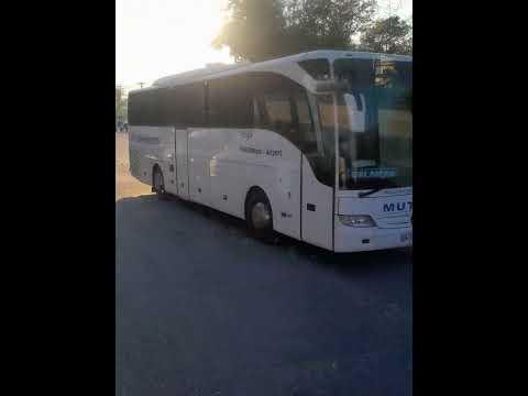 Um Muttas Mercedes Tourismo chegando à rodoviária de Marmaris vindo do Aeroporto de Dalaman.