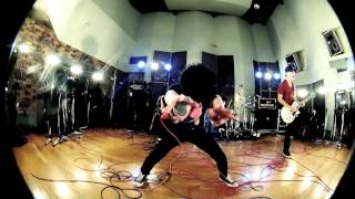 ONE OK ROCK - NO SCARED [Official Music Video]