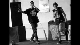 Caguamas y sonrisas Music Video