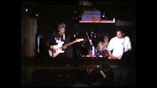 The Bad Examples - You Owe Me Money (Live at Bub City)