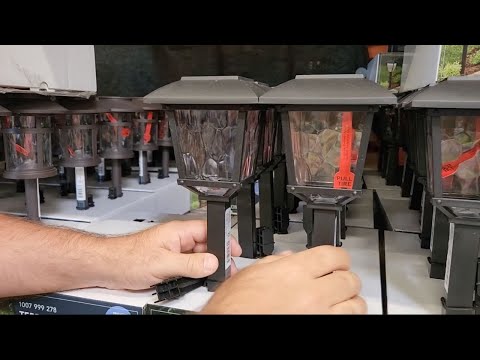 Everyone will be buying solar lights after seeing this GENIUS porch idea!