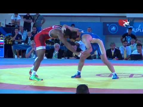74 KG SF - Jordan Burroughs (USA) vs Denis Tsargush (RUS)