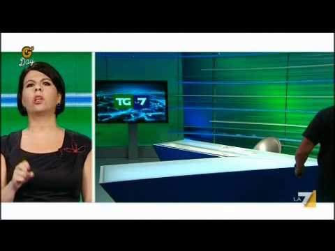 G'DAY con Geppi Cucciari 23/06/2011 - Anticipazione dei titoli del TG LA7 di Enrico Mentana