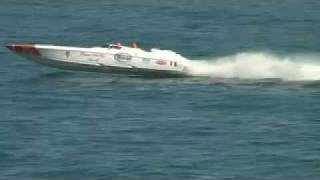 preview picture of video 'Yalta GRANDPRIX of the SEA 2010 powerboat p1'