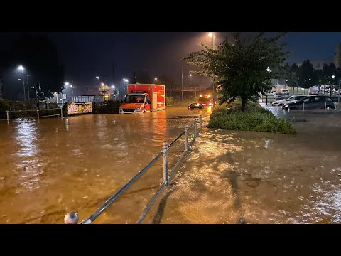 Heftige Unwetter in NRW – Feuerwehr im Dauereinsatz
