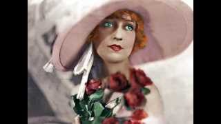 Jeanette MacDonald - Mighty Like A Rose