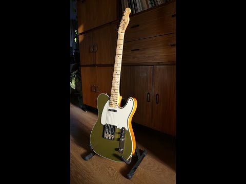 Hacking my way through the solo of 'Prisoner of Society' (Living End) on my 1st Scratchbuilt Tele.