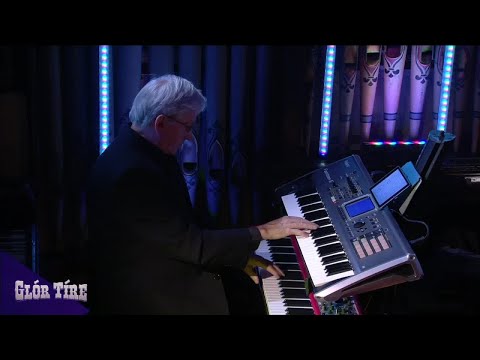 Ailish McBride - Molly Malone (As Gaeilge) | Glór Tire