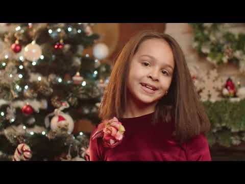 Maya Saleh - Moș Crăciun a-ntârziat | Videoclip