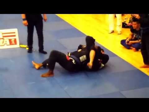 Tommy Yip vs Ndu Wodu - English Open BJJ 2015 - Blue Adult - Open