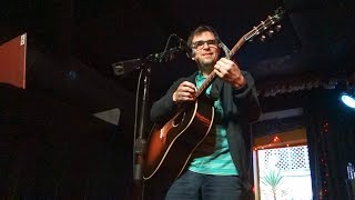 Rivers Cuomo - Wonderwall (Oasis cover) – Live in San Francisco