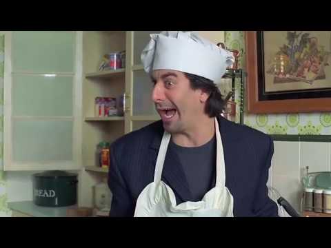 The 10th Kingdom / WOLF COOKING GRANDMOTHER