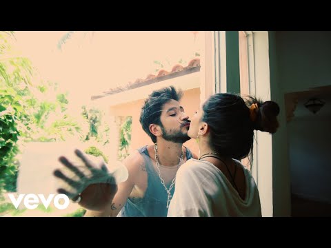 Camilo - Vida de Rico (Official Video)