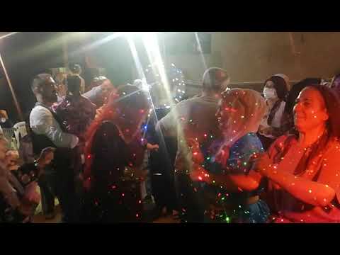 Müzisyen Özlem Ökten AKŞEHİR Yaşarlar köyü mahallesinden Huriye & "