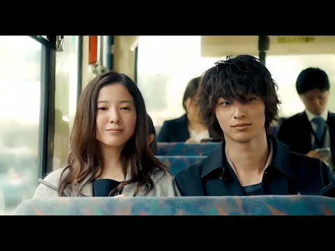 Cruel gangster falls in love with a blind girl but finds out he unknowingly made her blind