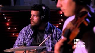 Bent Knee - 'Toothsmile' Live at The Bear's Den