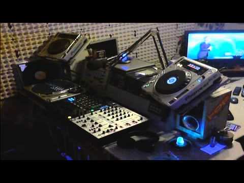 Retro Arena ft. dj Vinn