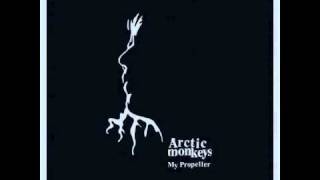 Arctic Monkeys - Don&#39;t Forget Whose Legs You&#39;re On