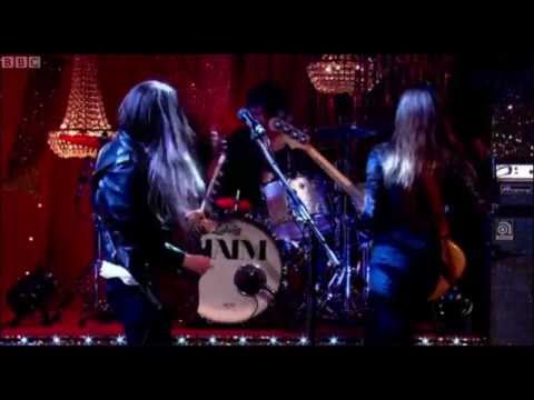 HAIM - Oh Well (Jools' Annual Hootenanny)
HAIM - Oh Well (Jools' Annual Hootenanny)