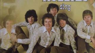THE HOLLIES          "it's in her kiss"       2016 stereo remix.