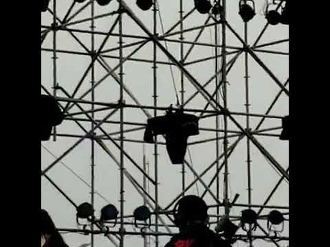 191005 Amber - Waiting at backstage