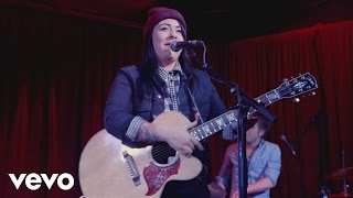 Lucy Spraggan - Mountains - Live at the Borderline