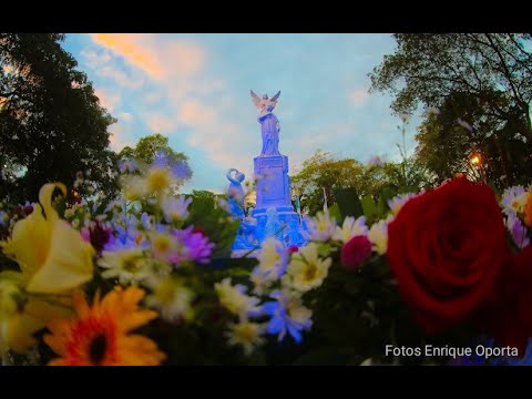 Flores para Rubén Darío en todos los monumentos de Nicaragua