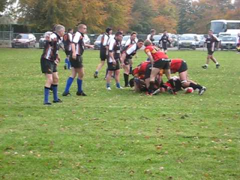 Limburgs rugbyteam vs The Dukes, Dukes in de aanval