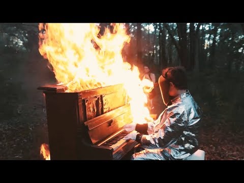 Pluto Jonze Plays Burning Piano for Whole Song - I'll Try Anything