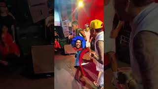 Foi farmar aura no palco e ... #humor #meme #fail
