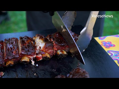 Barbecue con il miele: tre ricette per costine, pollo e frutta al BBQ