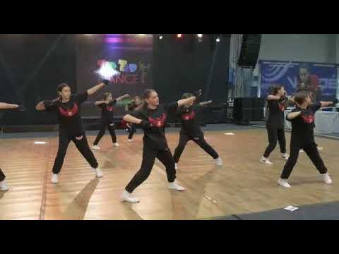 Red wings crew-Tip-Top dance 2022 Locul 1!